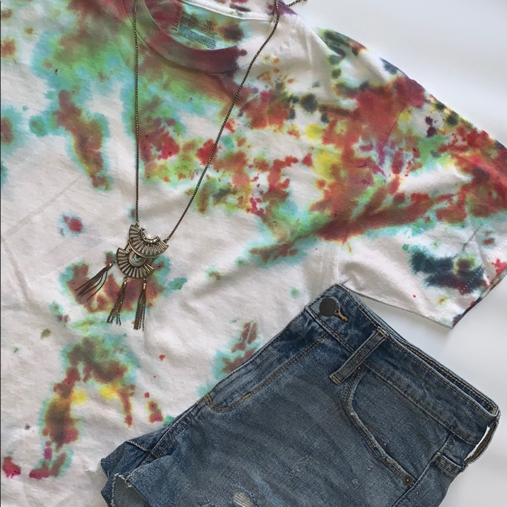 Amazing multicolor tie dye tee